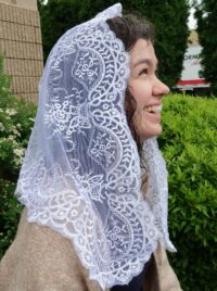 Spanish Mantilla Abanico